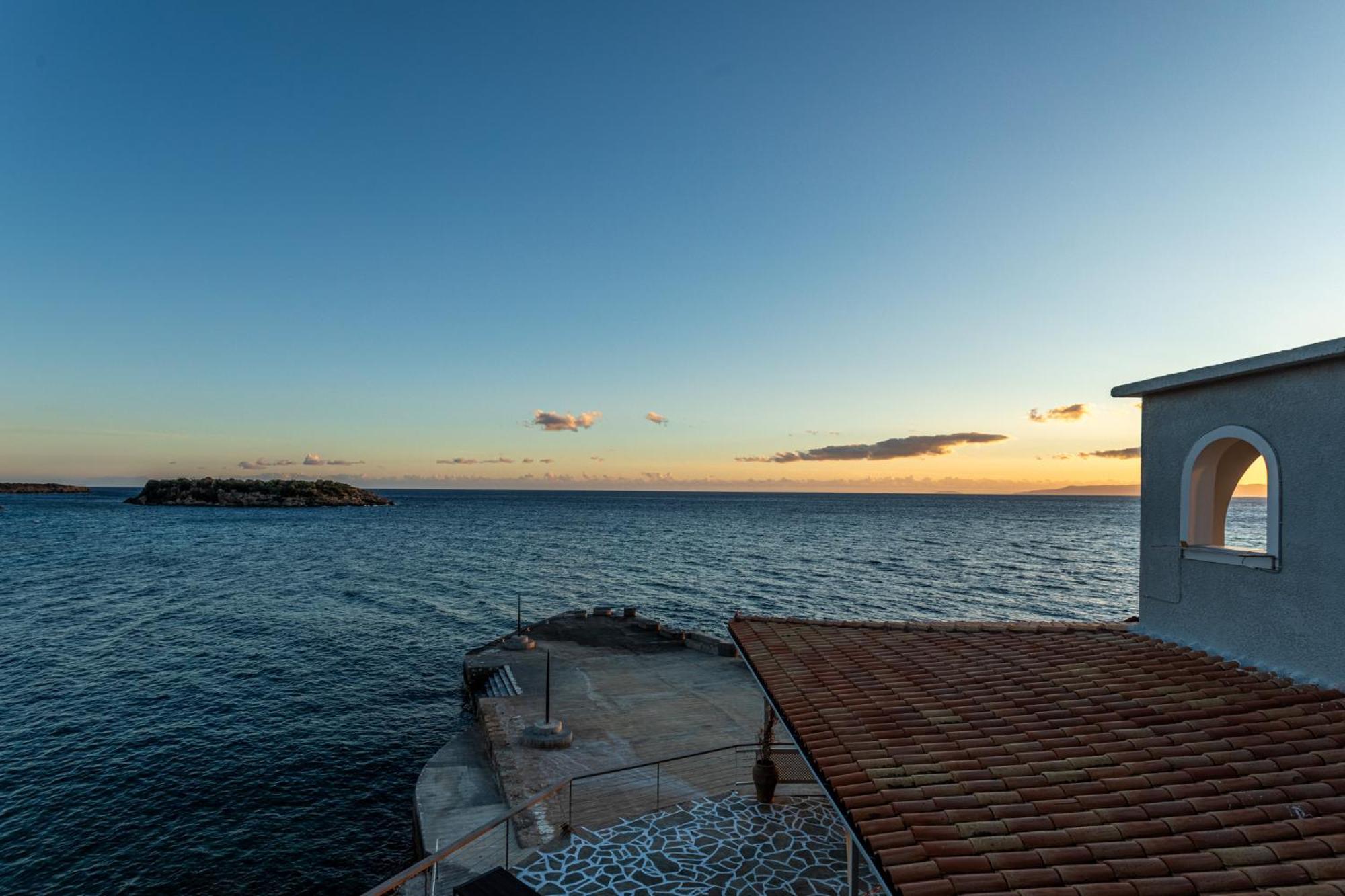 Marina Aparthotel Kardamyli Exterior photo